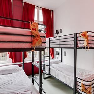 Dormitory Room Mixed
